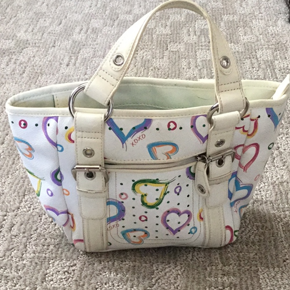 XOXO cream purse -9" wide